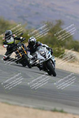 media/Mar-14-2024-Racers Edge (Thu) [[4dba5072a2]]/B Group/Session 3 Turn 4/